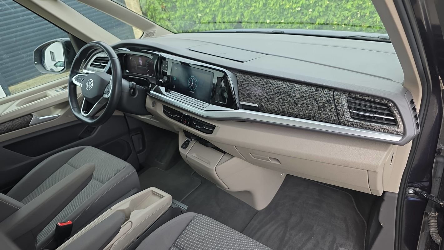 Volkswagen Multivan - Photo 10