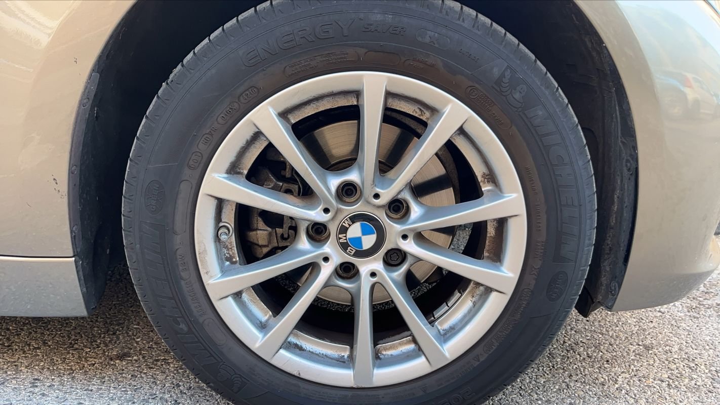 BMW Série 3 - Photo 17
