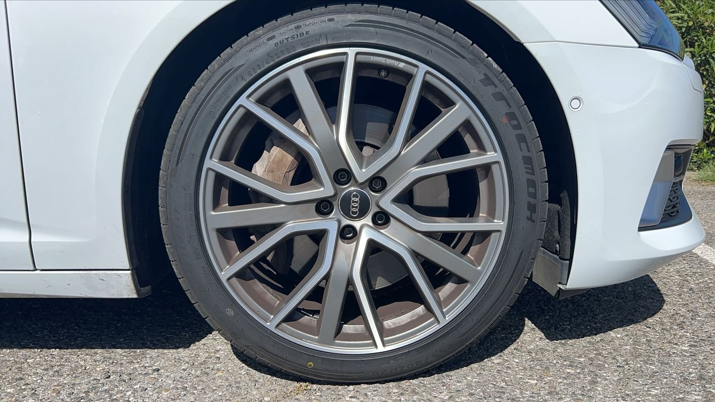 Audi A6 - Photo 17