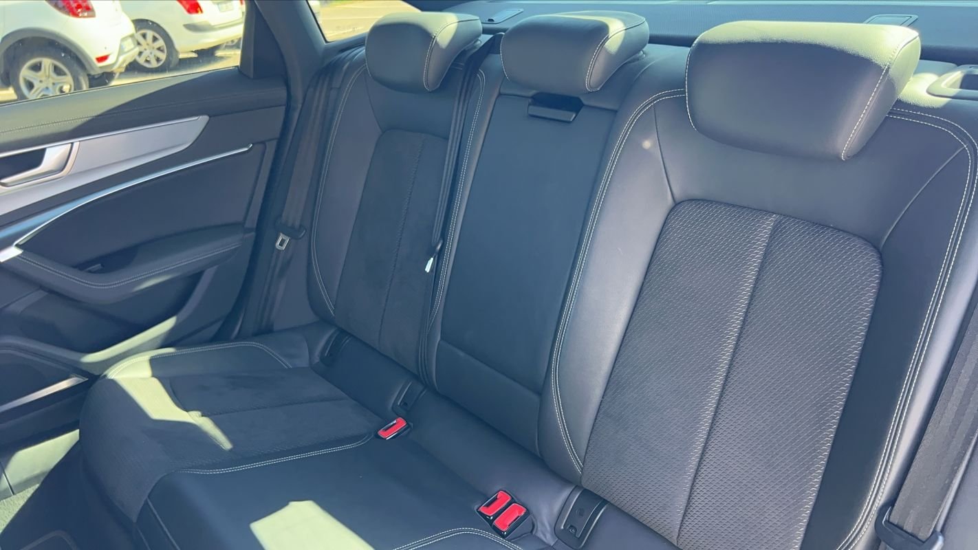 Audi A6 - Photo 9