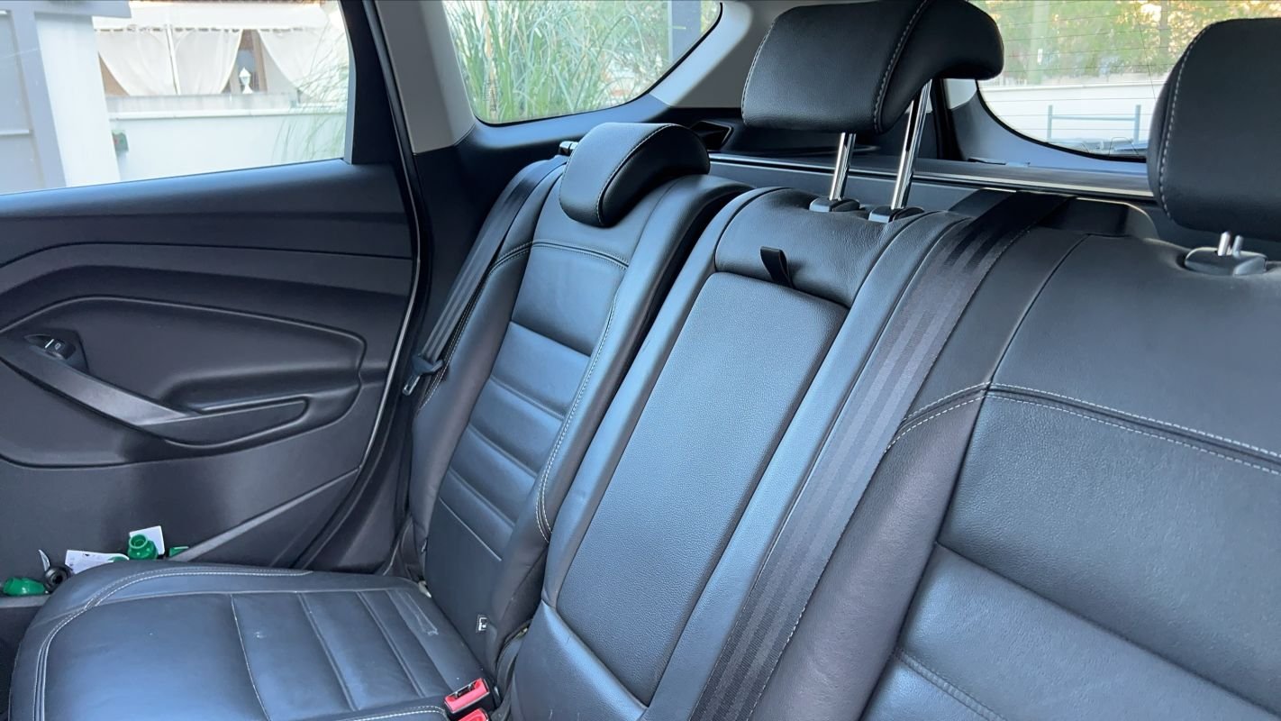 Ford Kuga - Photo 9