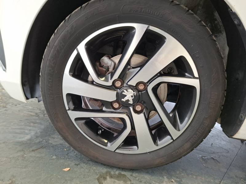 Peugeot 108 - Photo 13