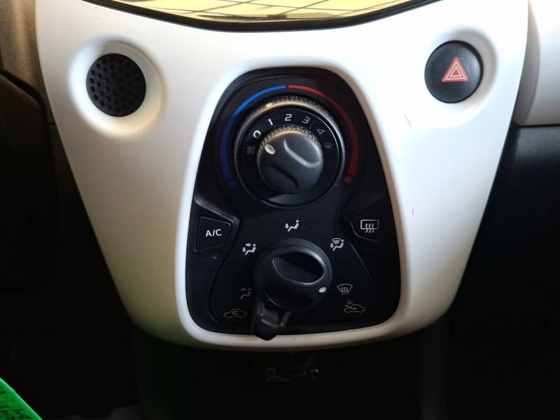 Peugeot 108 - Photo 24