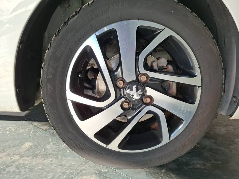 Peugeot 108 - Photo 6