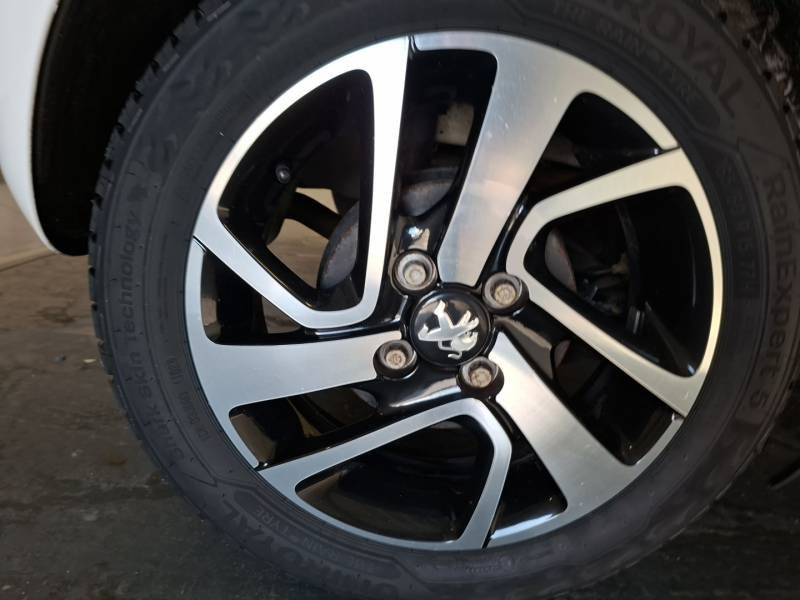 Peugeot 108 - Photo 10