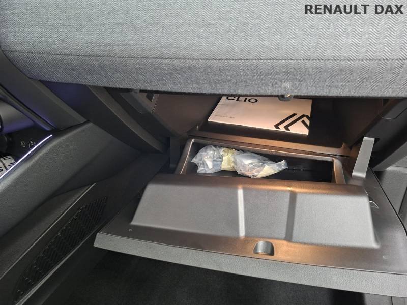 Renault Clio - Photo 31