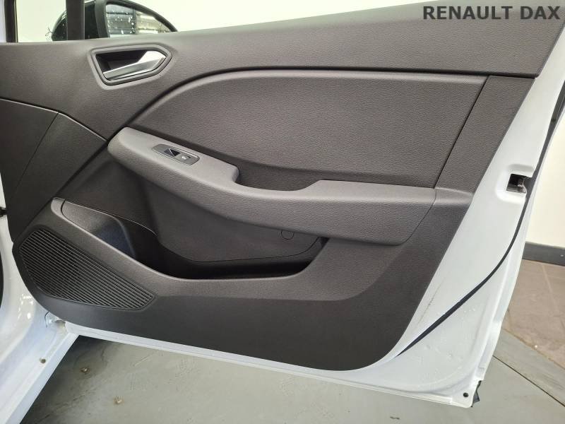 Renault Clio - Photo 23