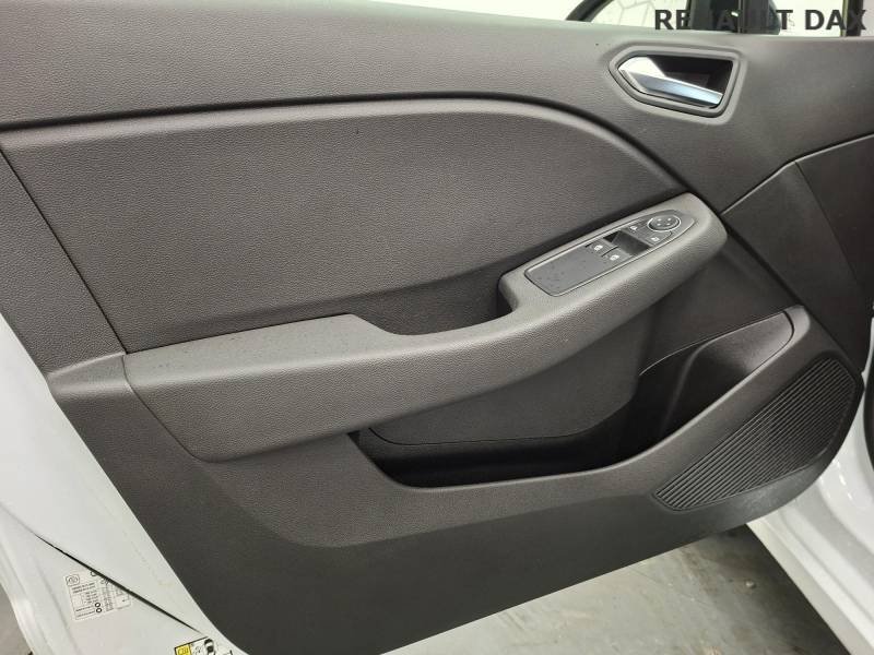Renault Clio - Photo 24