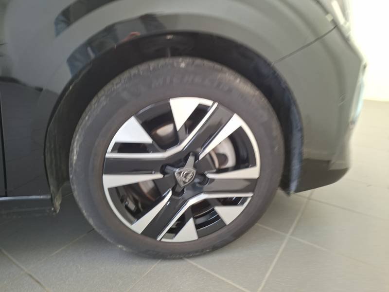 Peugeot 208 - Photo 15