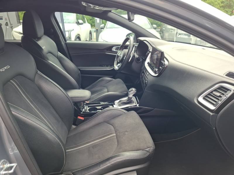 Kia Pro_cee'd - Photo 12