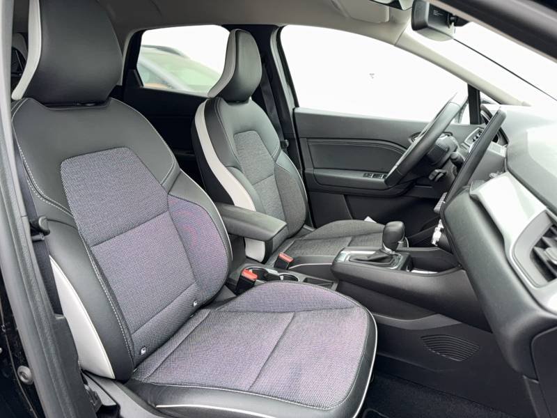 Renault Captur - Photo 11