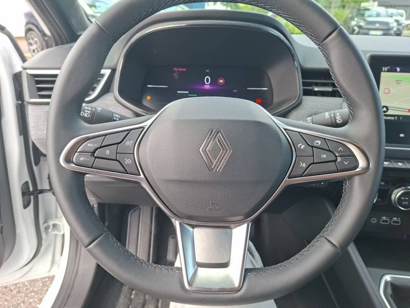 Renault Clio - Photo 24