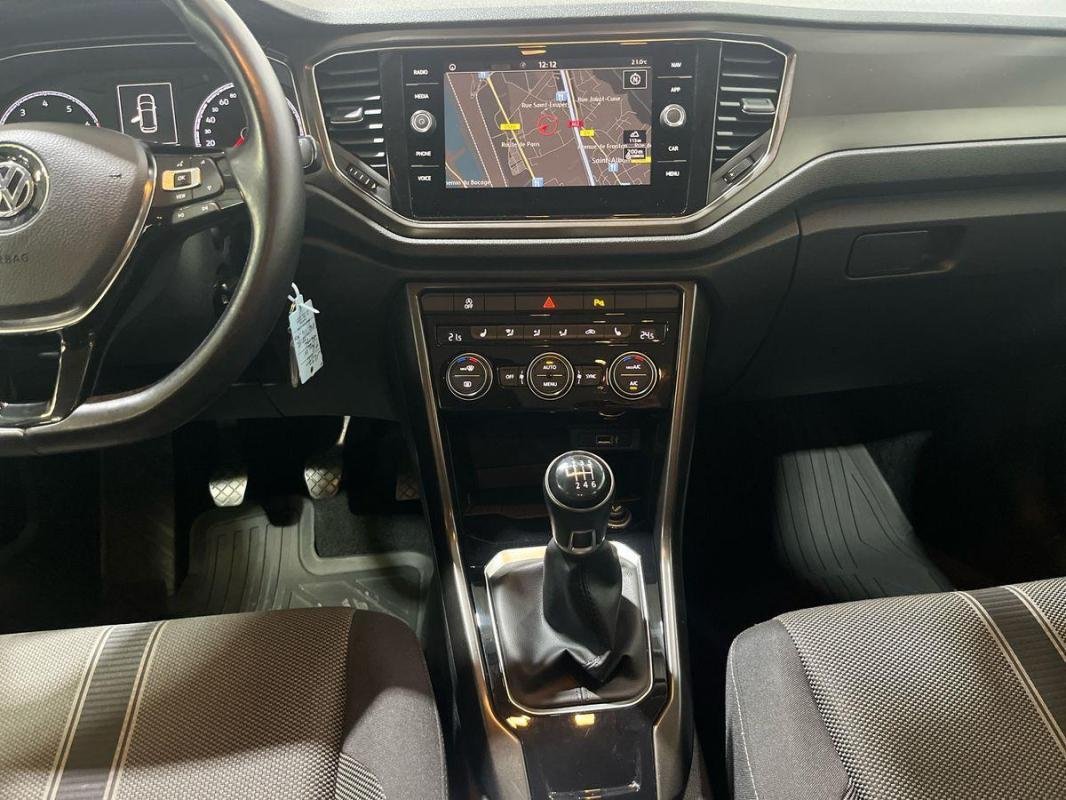Volkswagen T-Roc - Photo 10