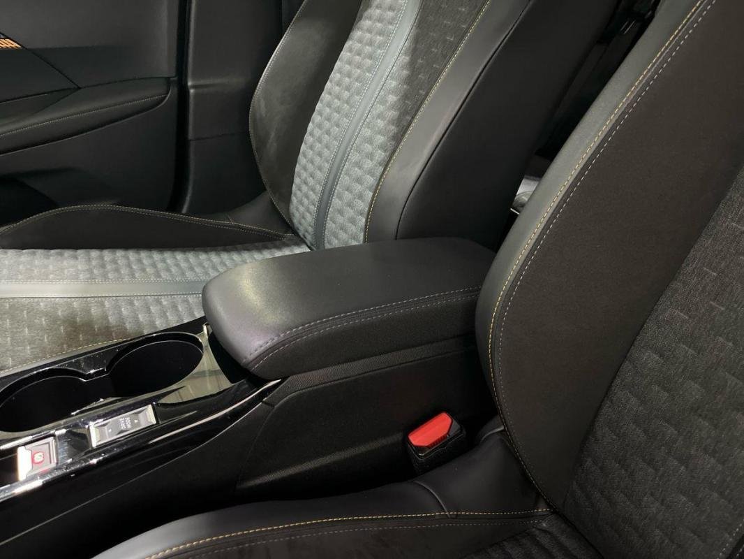 Peugeot 2008 - Photo 12