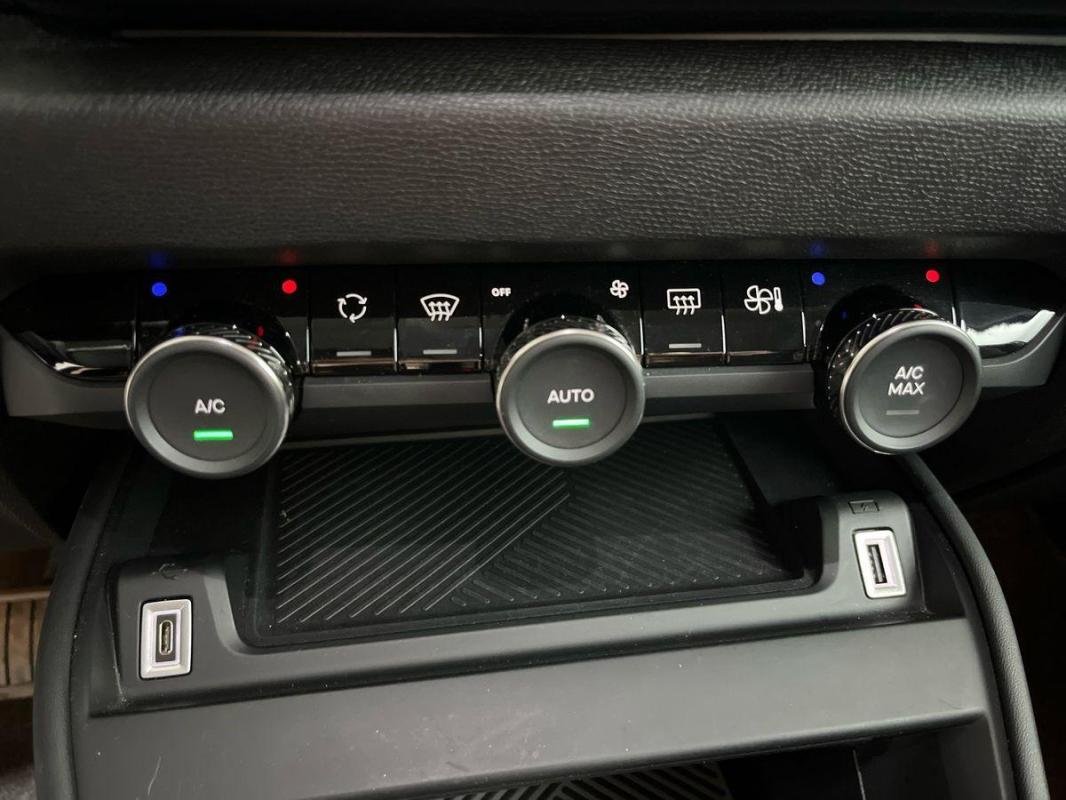 Citroën C4 - Photo 19