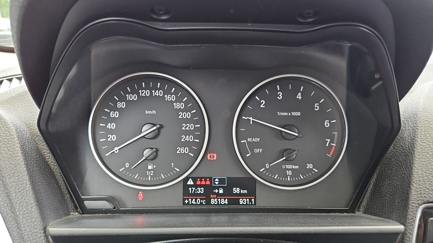 BMW Série 1 - Photo 12