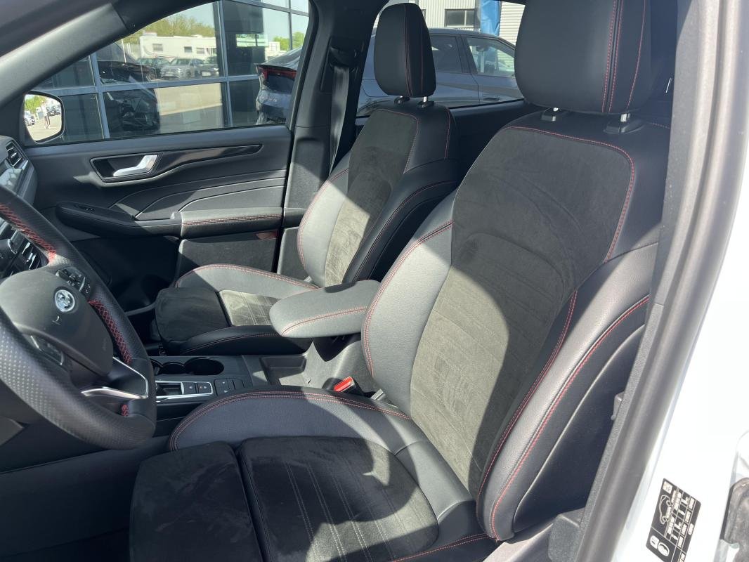 Ford Kuga - Photo 15