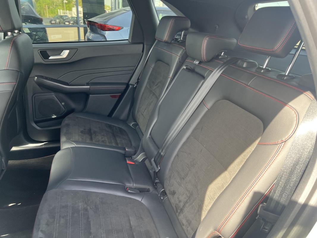 Ford Kuga - Photo 16