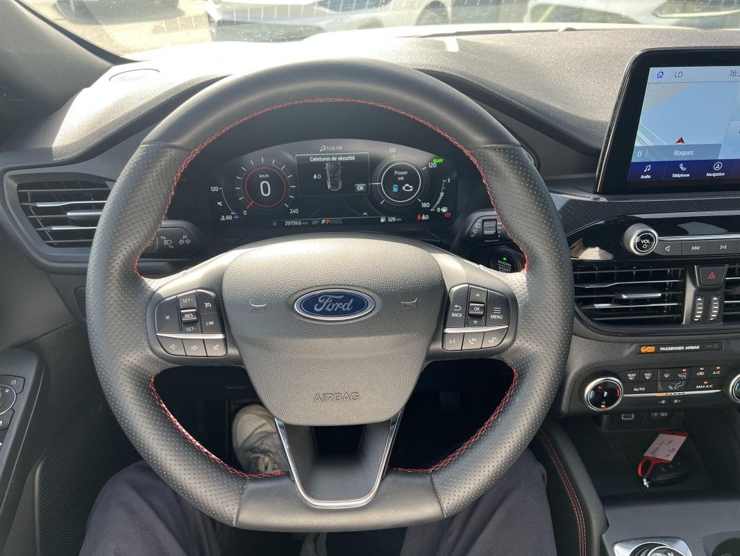 Ford Kuga - Photo 9