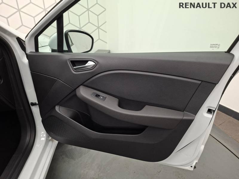 Renault Clio - Photo 21