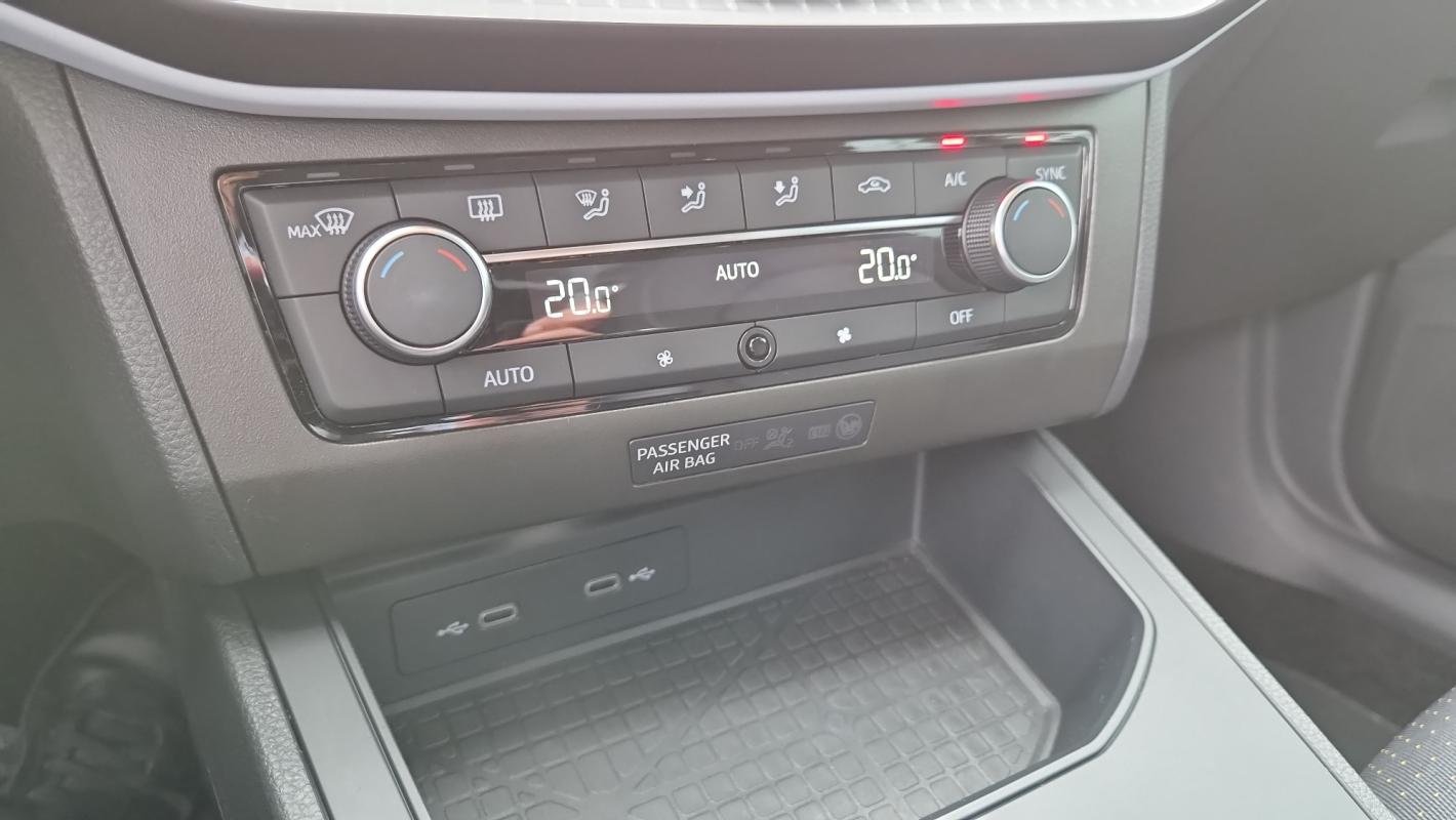 Seat Ibiza - Photo 18
