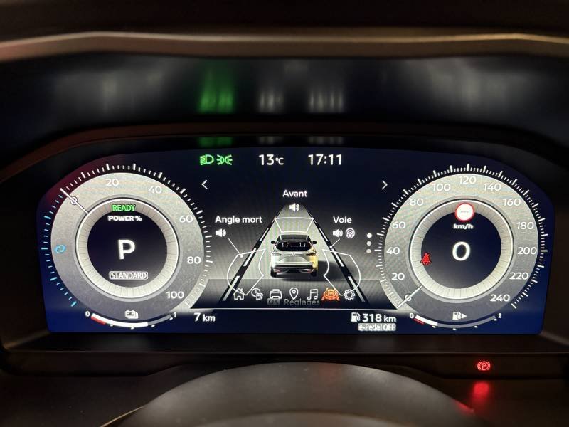 Nissan Qashqai - Photo 31