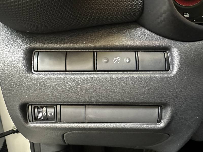 Nissan Juke - Photo 17