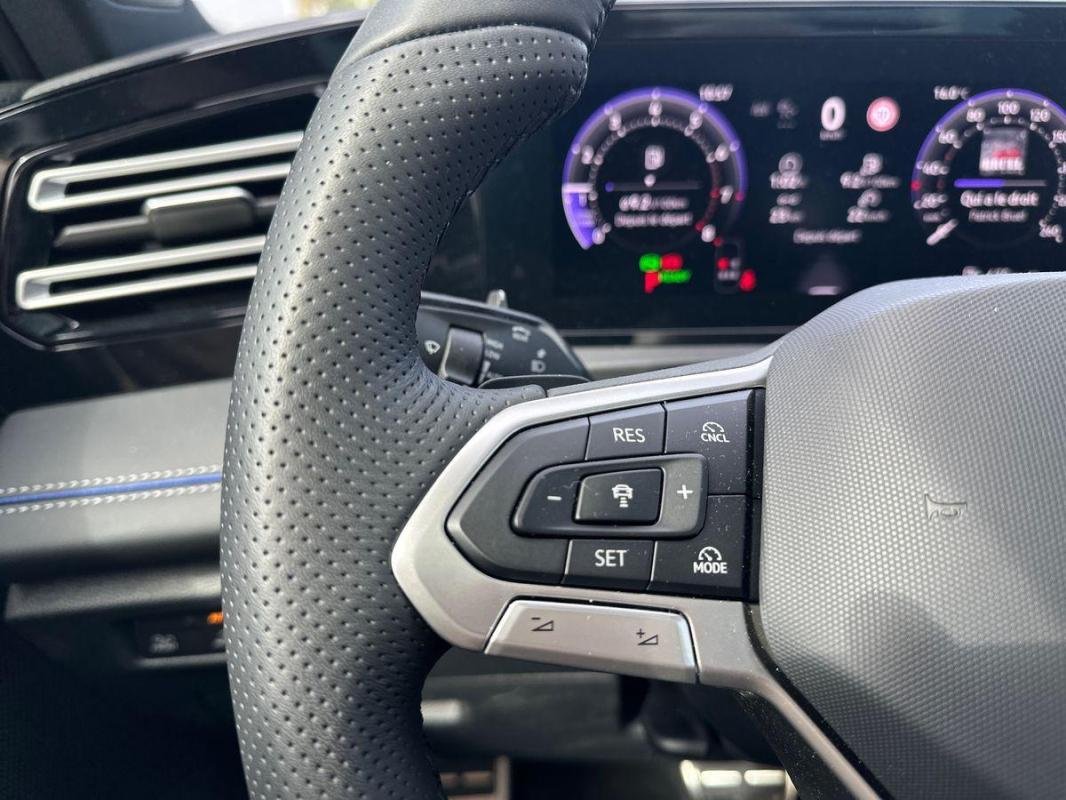 Volkswagen Tiguan - Photo 21