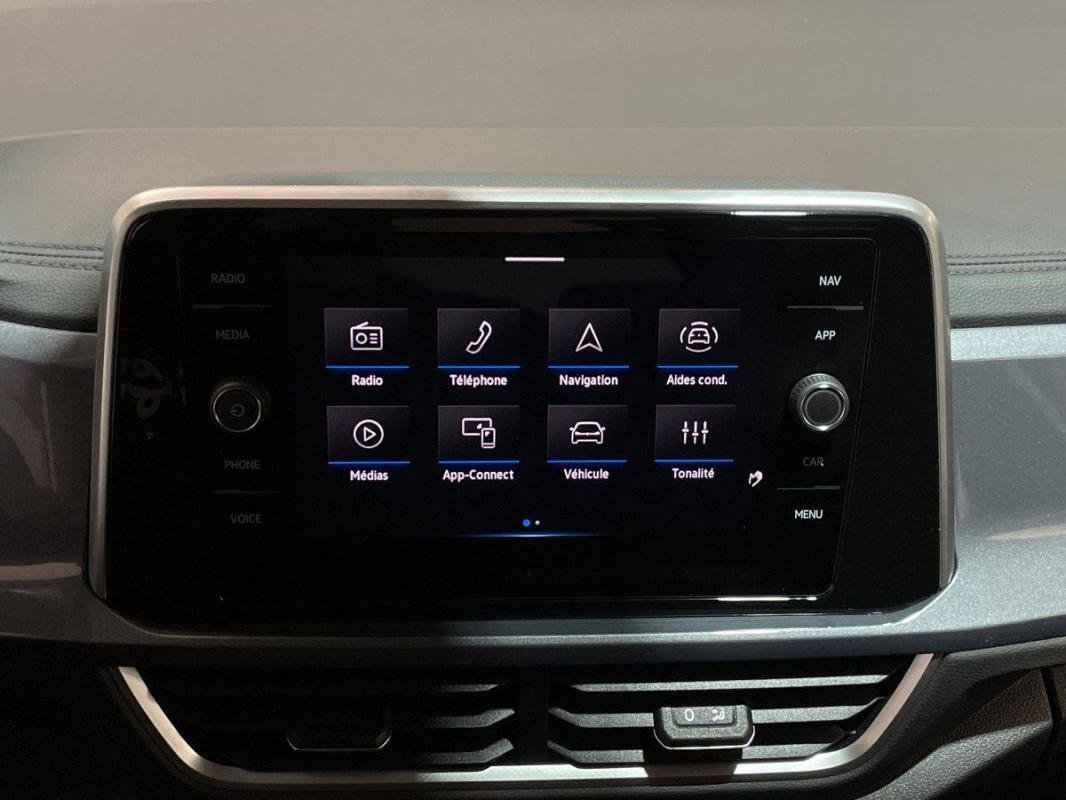 Volkswagen T-Roc - Photo 16