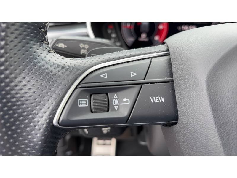 Audi Q3 - Photo 25