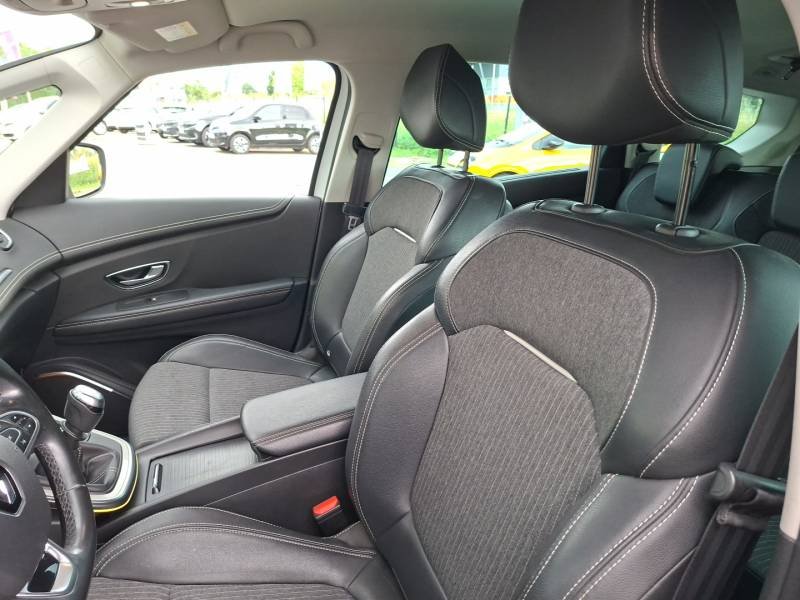 Renault Grand Scénic - Photo 13