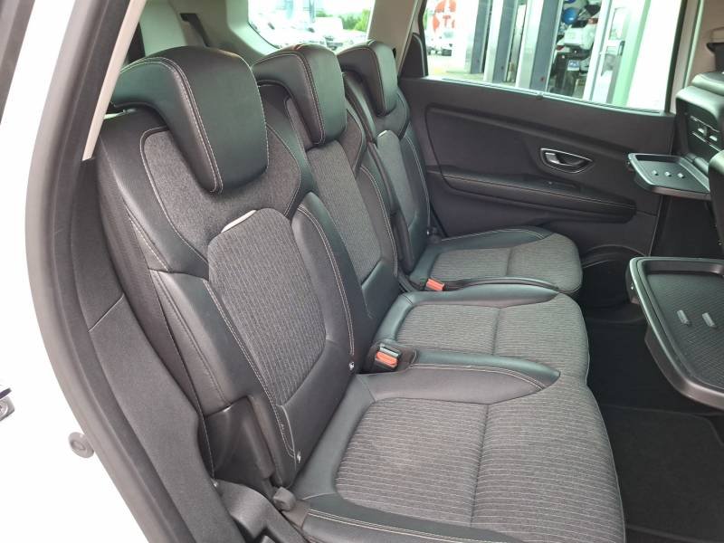 Renault Grand Scénic - Photo 21