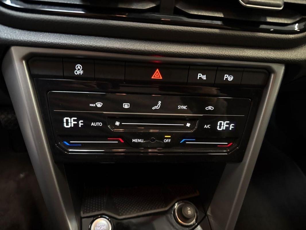 Volkswagen T-Roc - Photo 19