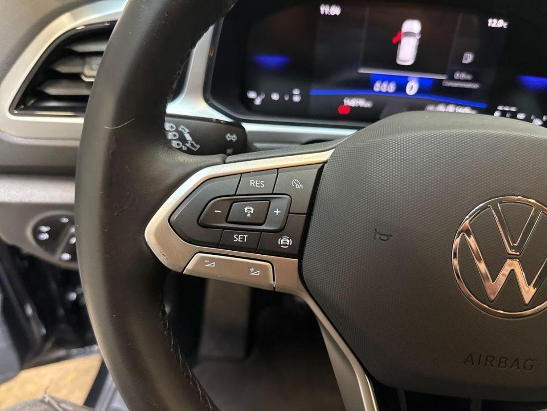 Volkswagen T-Roc - Photo 21