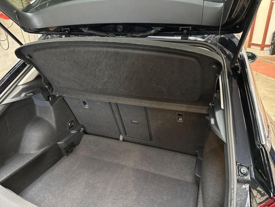Volkswagen T-Roc - Photo 32