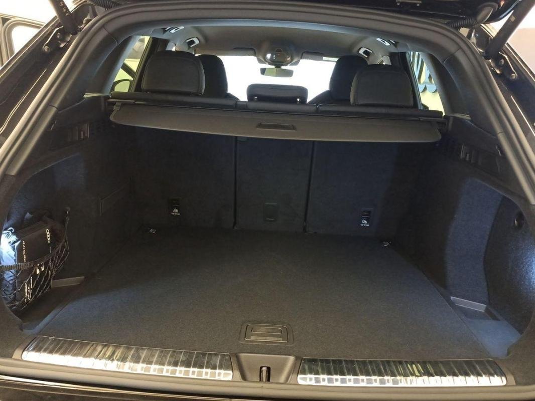 Audi Q5 - Photo 13