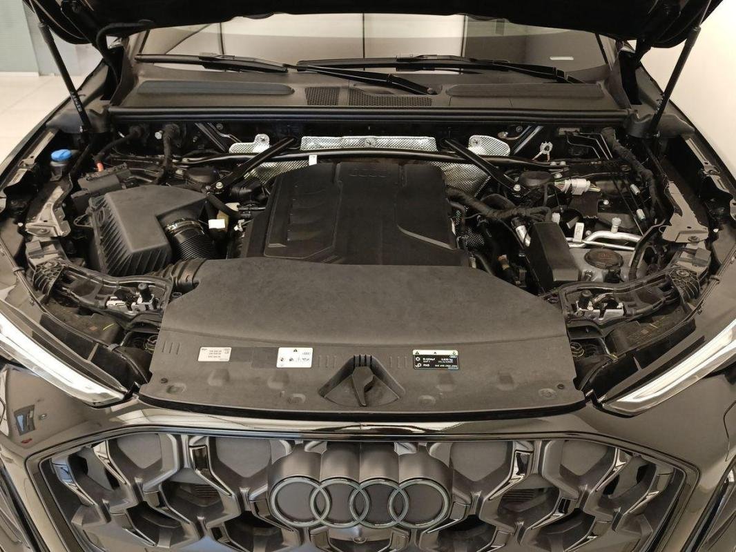 Audi Q5 - Photo 15
