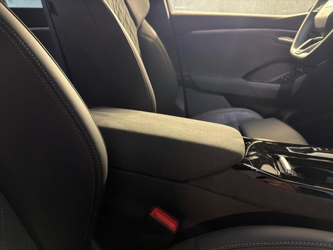 Audi SQ6 e-tron - Photo 12