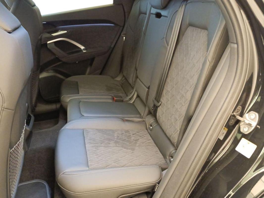 Audi Q5 - Photo 6