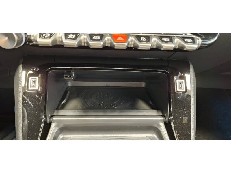 Peugeot 2008 - Photo 32