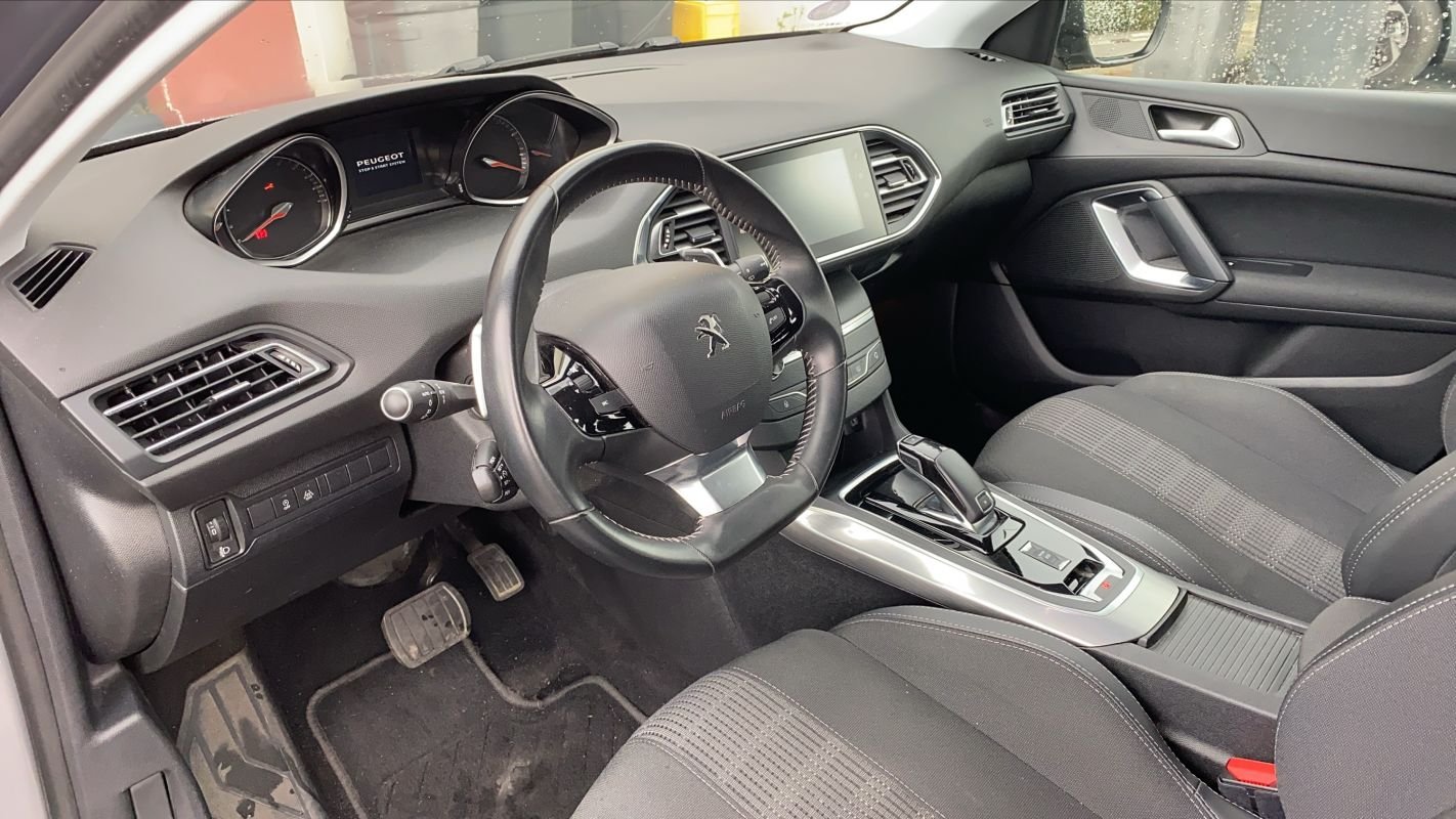 Peugeot 308 - Photo 8