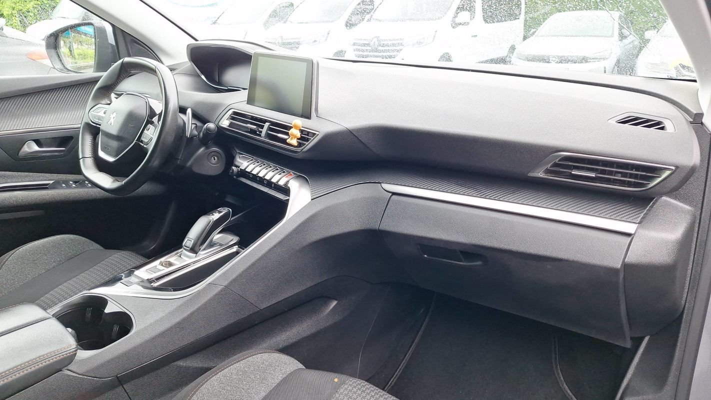 Peugeot 3008 - Photo 10
