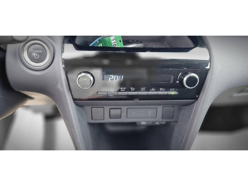 Toyota Yaris - Photo 12