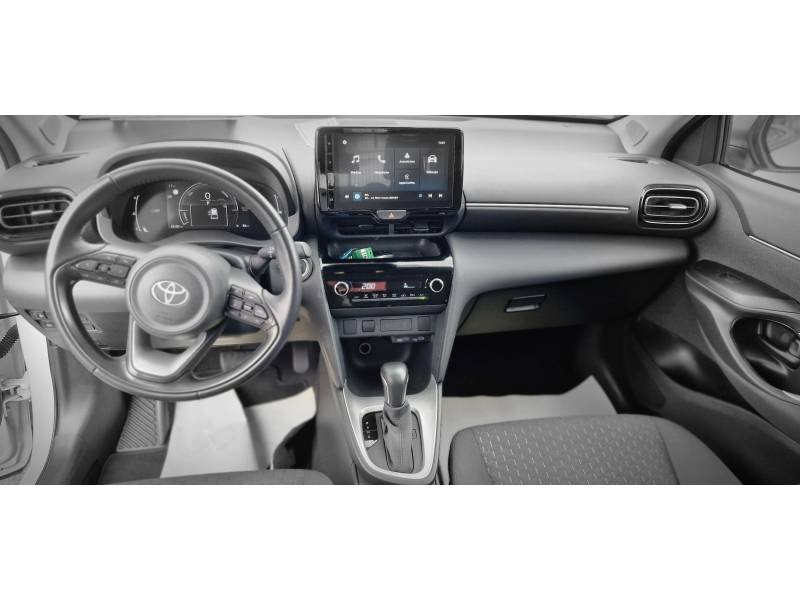 Toyota Yaris - Photo 8