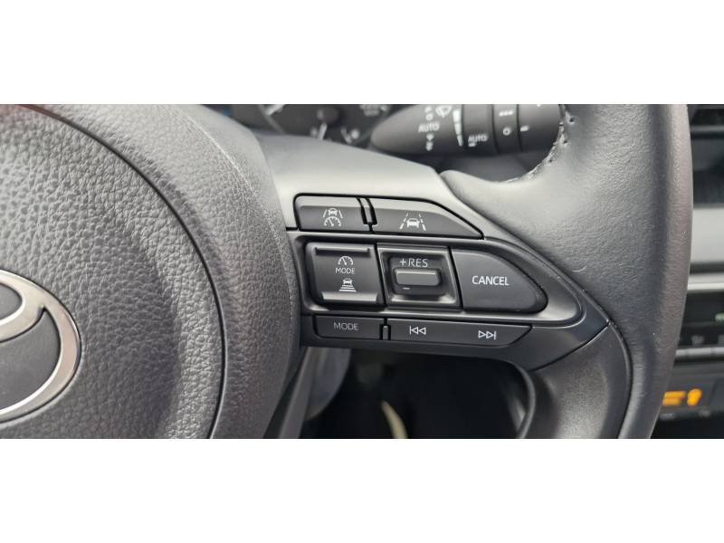Toyota Yaris - Photo 16