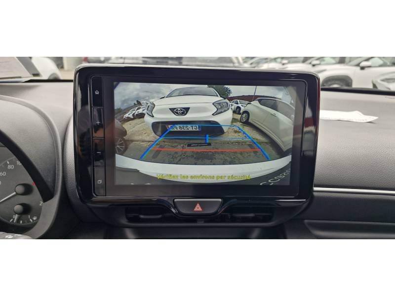 Toyota Yaris - Photo 8