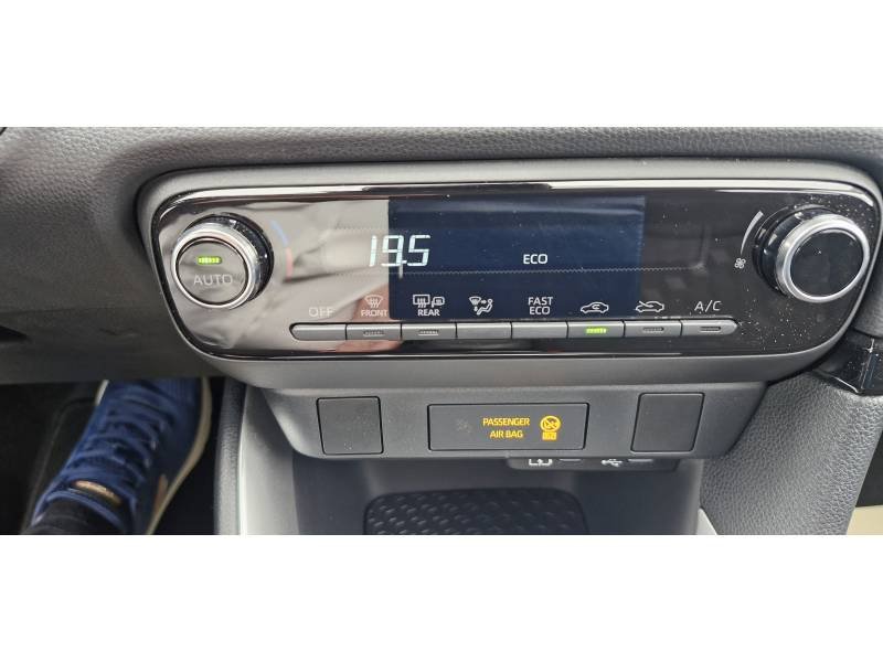 Toyota Yaris - Photo 9