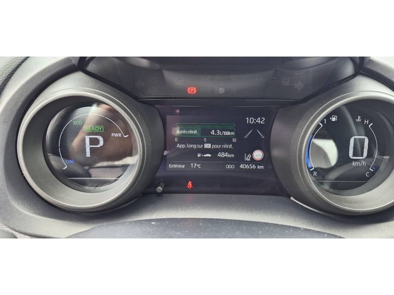 Toyota Yaris - Photo 11