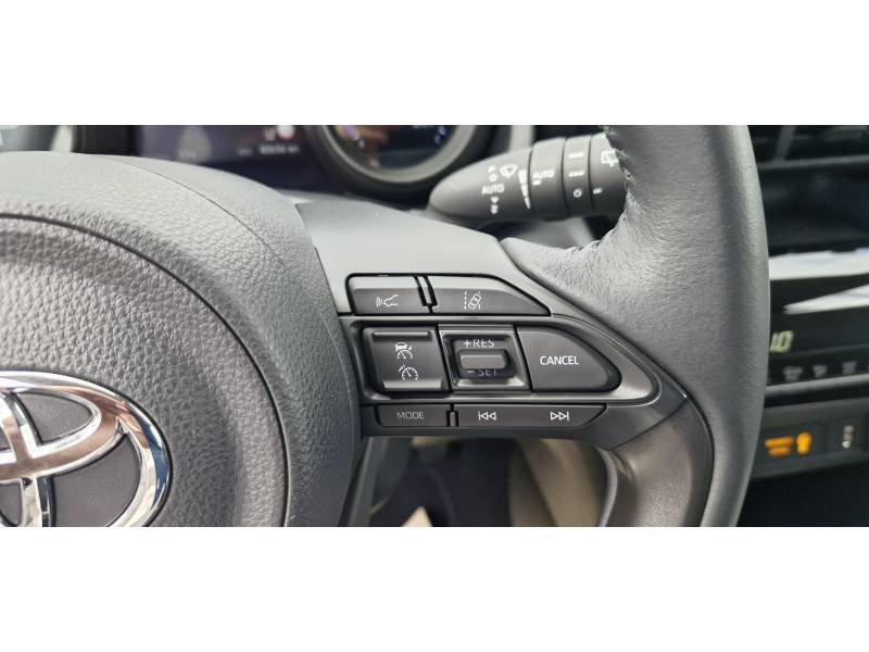 Toyota Yaris - Photo 13