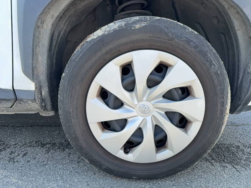 Toyota Yaris - Photo 17